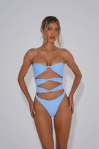 TRAJE DE BAÑO CON NUDO