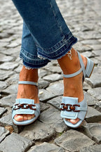 Azul | Elegancia Dorada de Verano