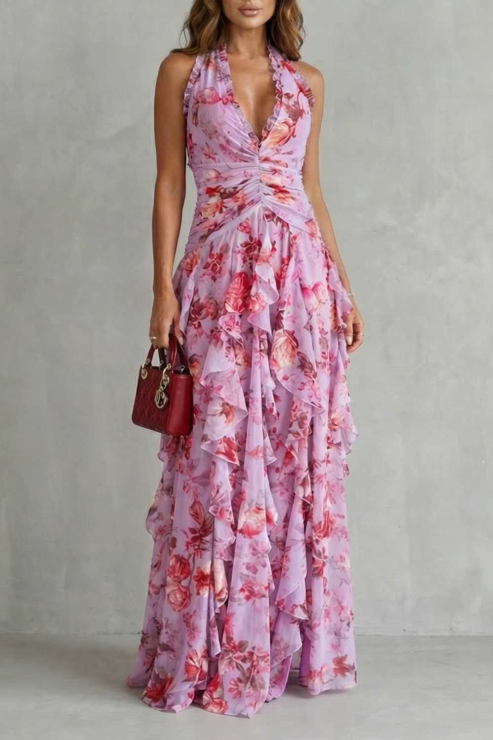 Belladina | Vestido largo romántico con escote halter y cascada de rosas