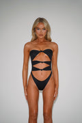 TRAJE DE BAÑO CON NUDO