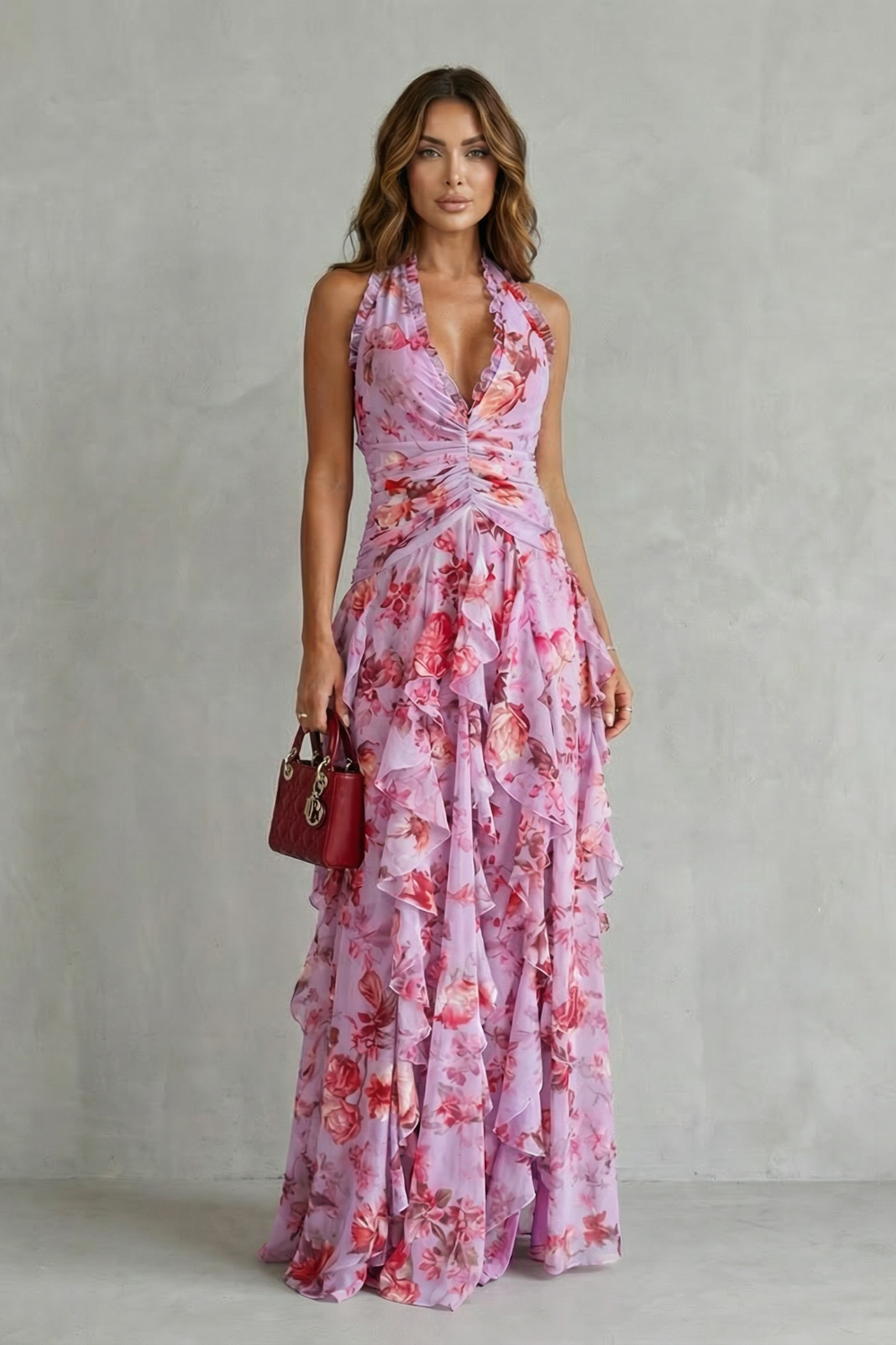Belladina | Vestido largo romántico con escote halter y cascada de rosas