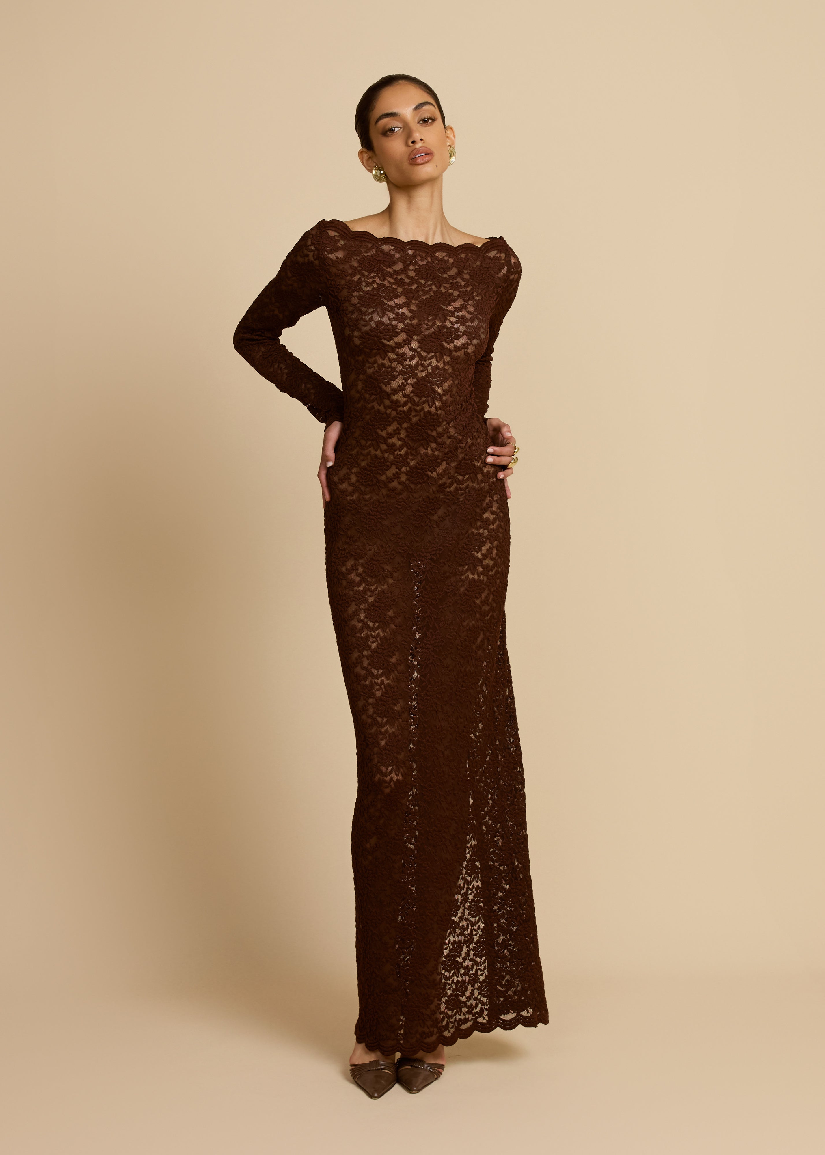 VESTIDO DE CHOCOLATE MONET