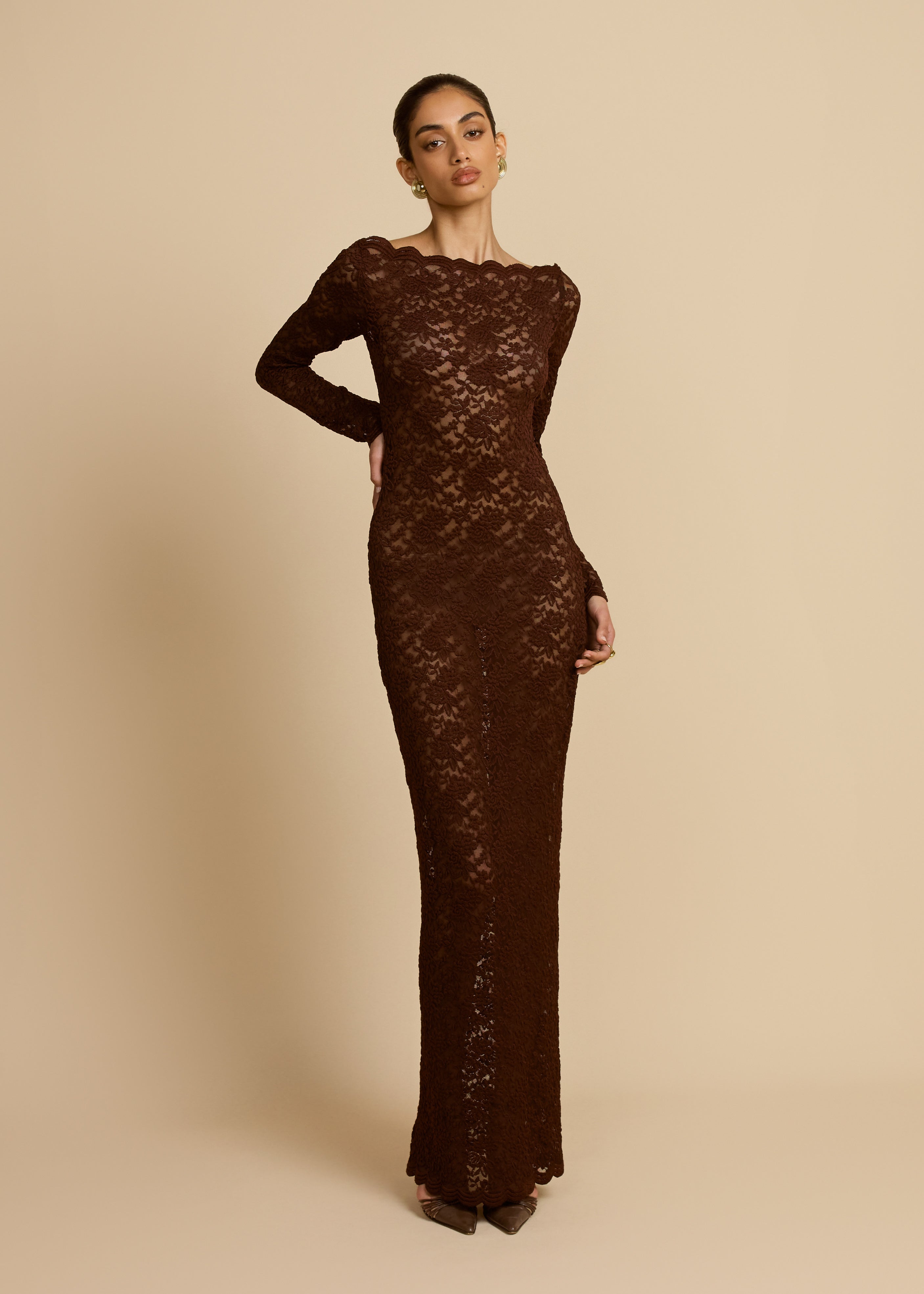VESTIDO DE CHOCOLATE MONET