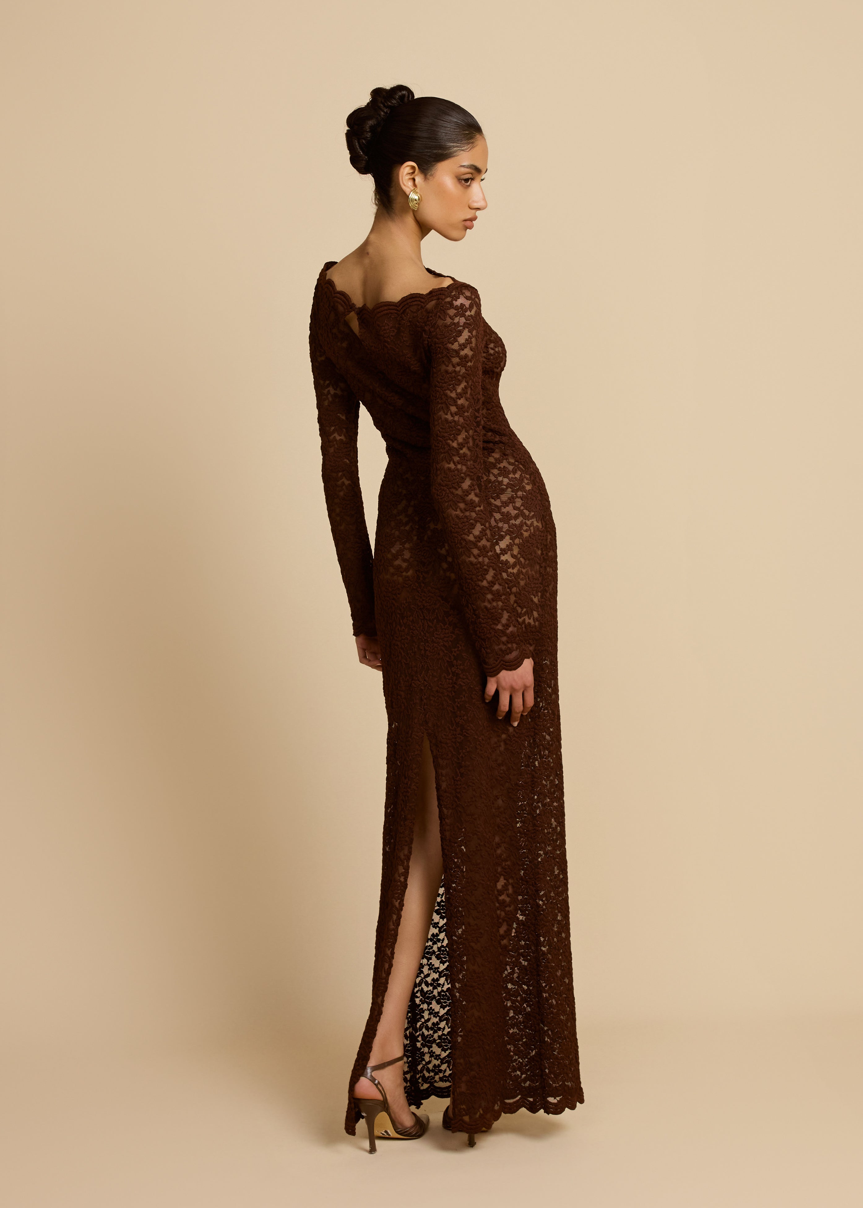 VESTIDO DE CHOCOLATE MONET