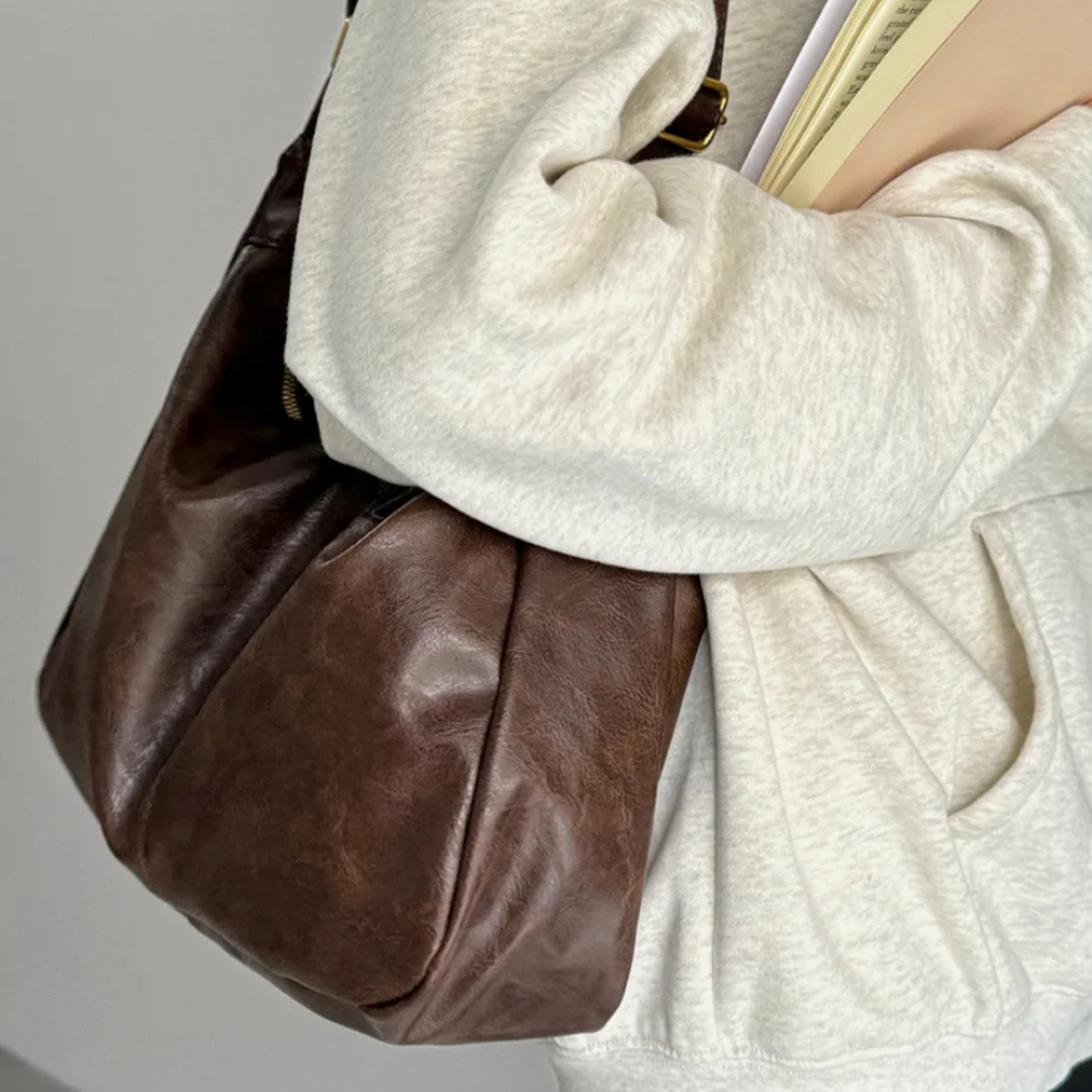 Carla| Bolso de hombro para el día a día