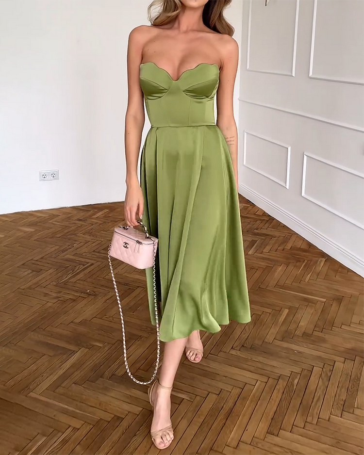 Liora | Elegante vestido midi sin tirantes