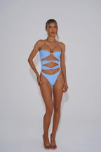 TRAJE DE BAÑO CON NUDO