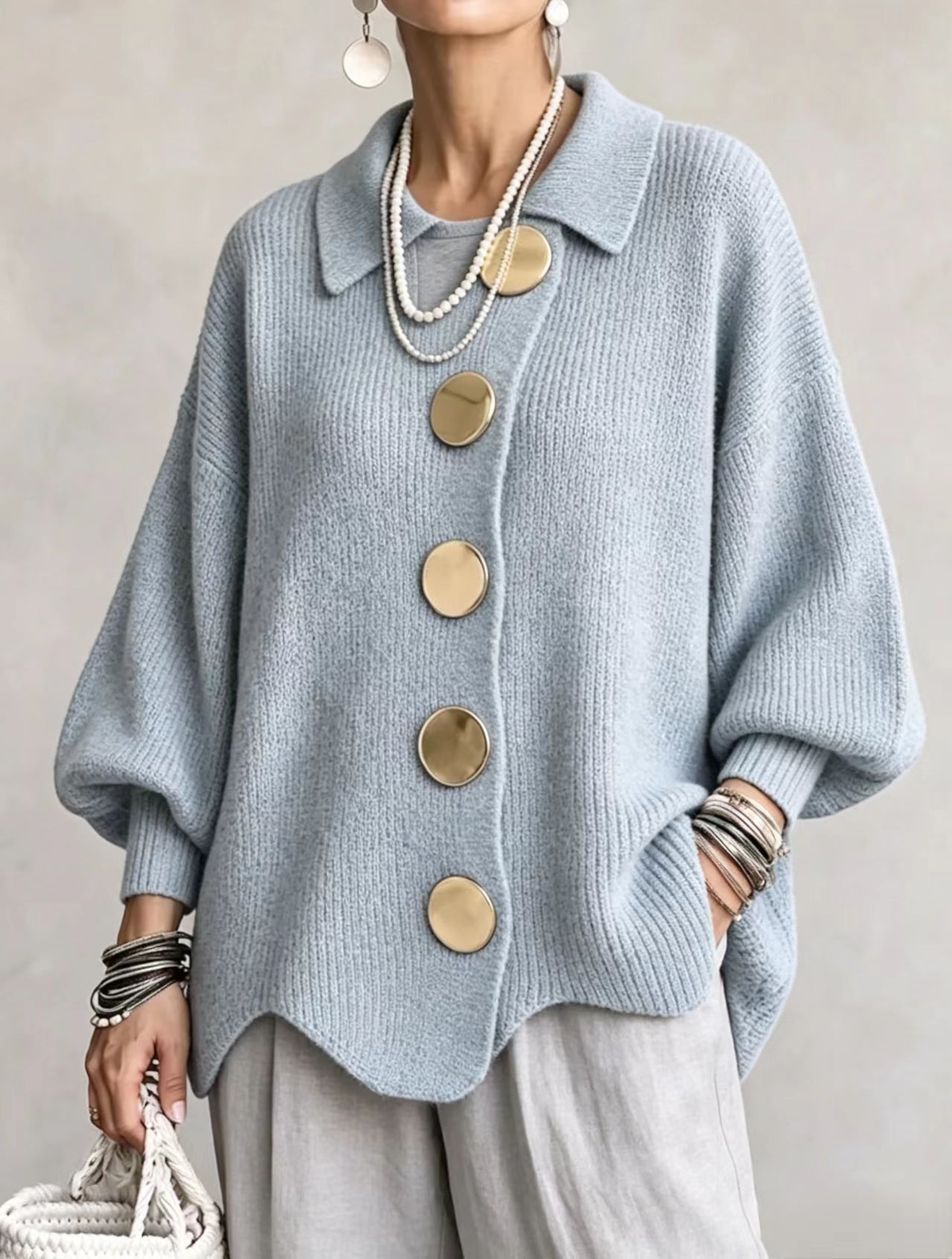Isadora | Cárdigan Oversize con cuello y botones metálicos
