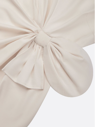 VESTIDO MIDI BLANCO AJUSTADO SIN MANGAS CON LAZO