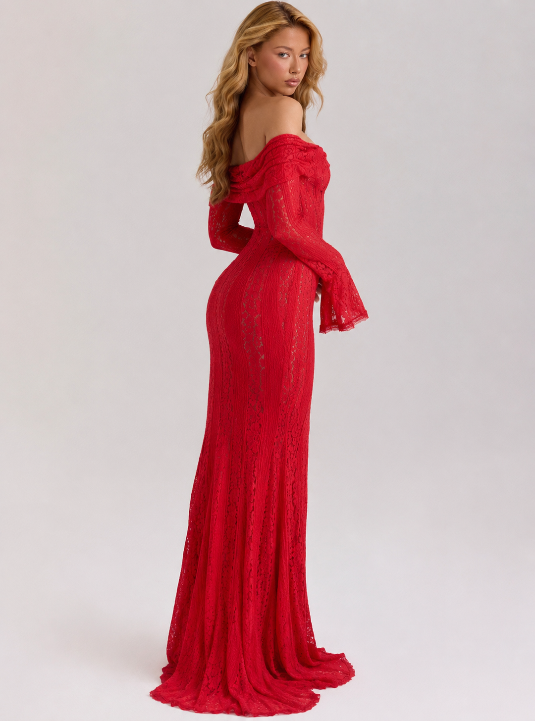 Vestido Largo de Encaje Etéreo