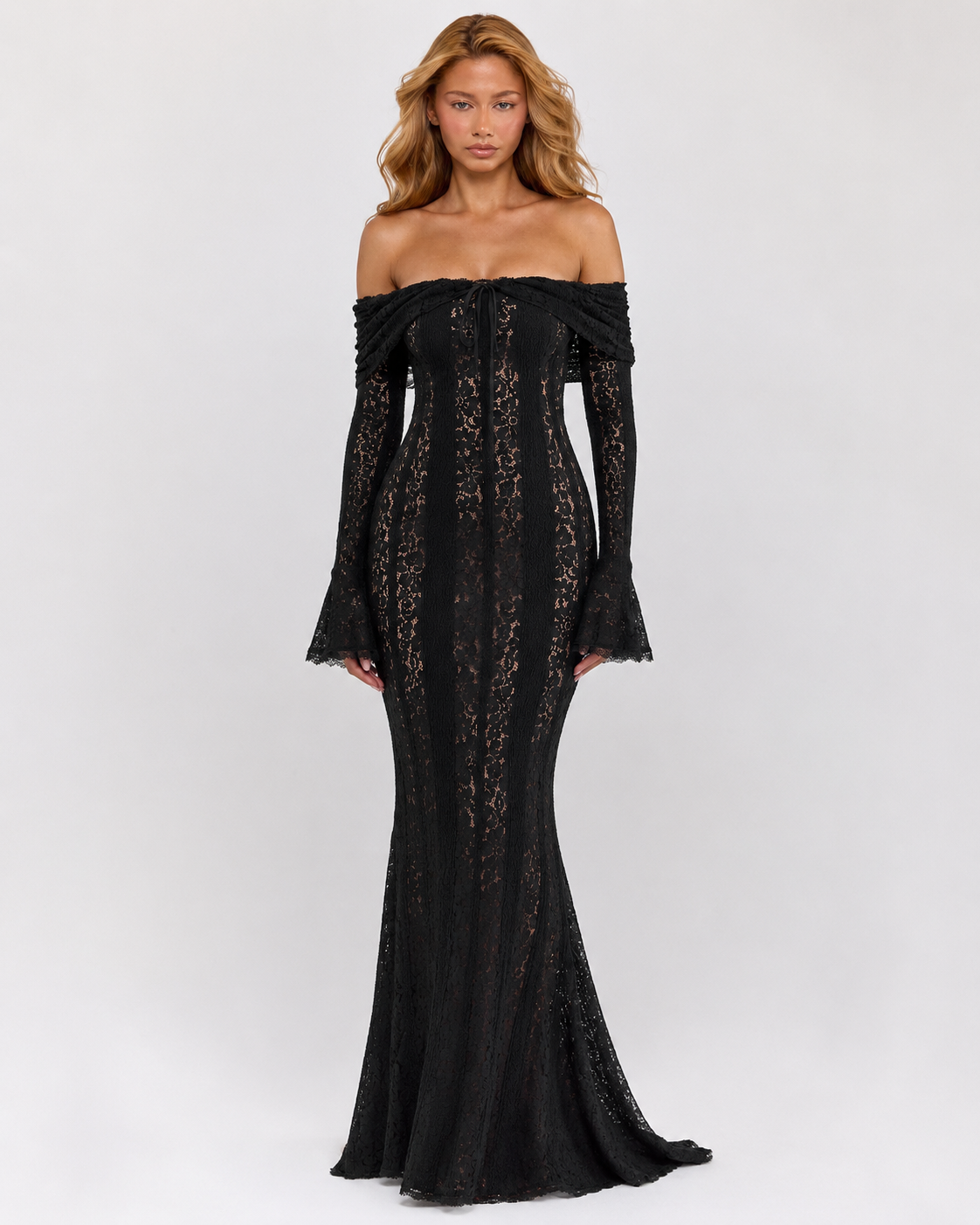 Vestido Largo de Encaje Etéreo