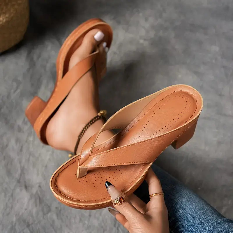 Clara - Sandalias: elegancia y comodidad
