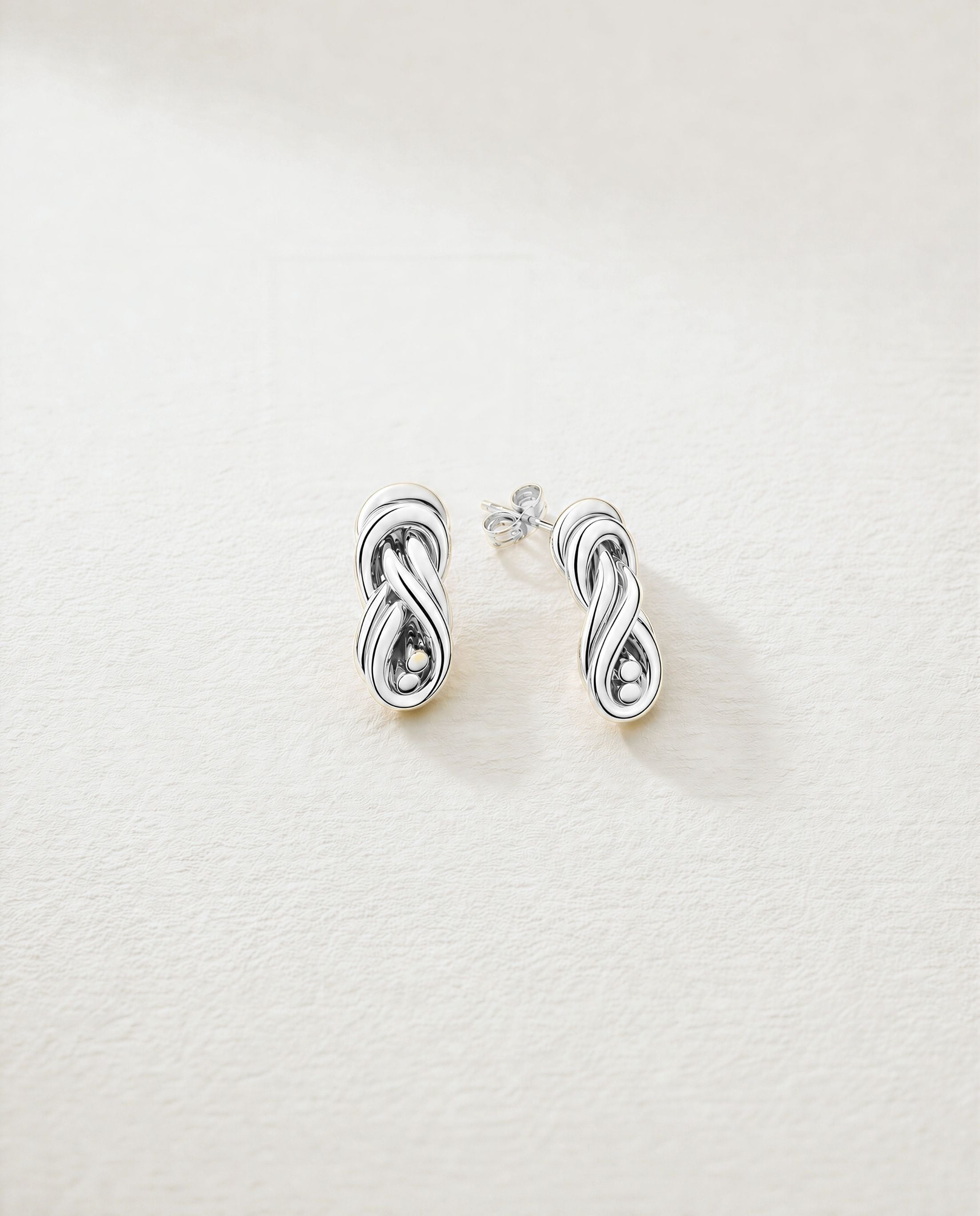 Pendientes Laia