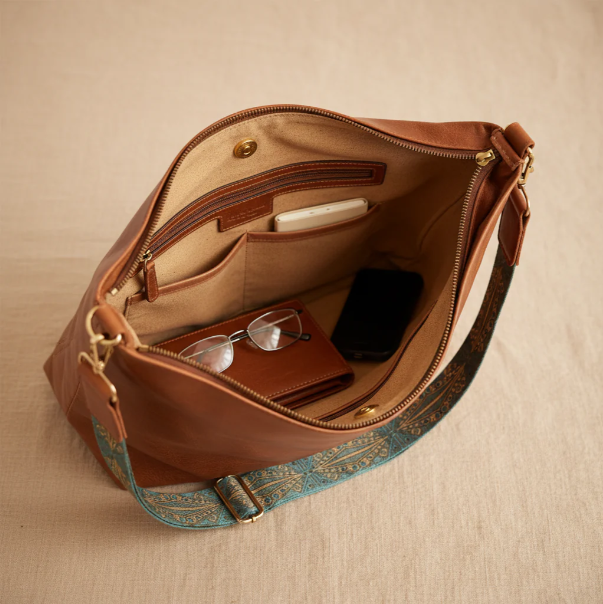 Bolso hobo de inspiración retro