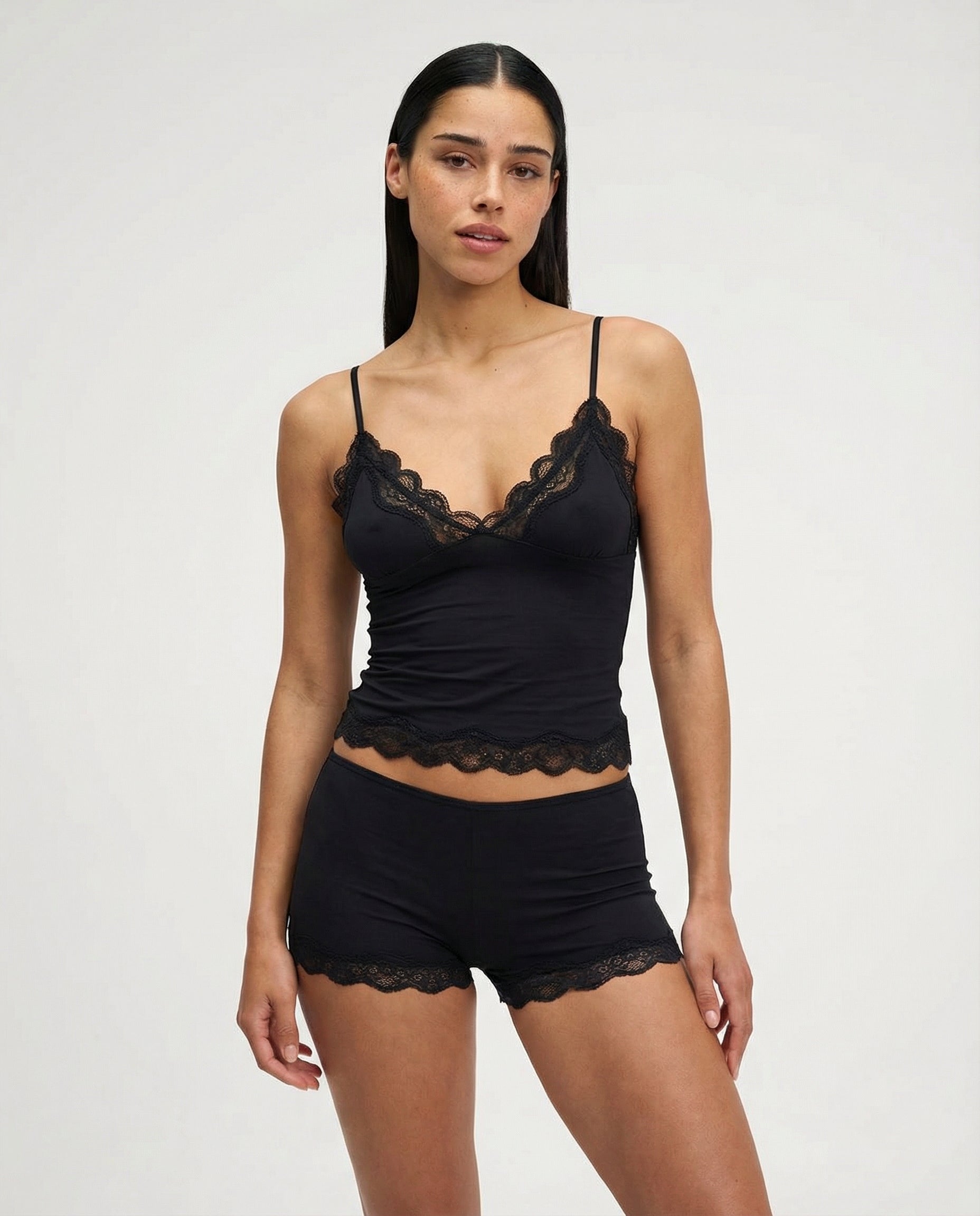 CONJUNTO DE ENCAJE NOCHES SUAVES