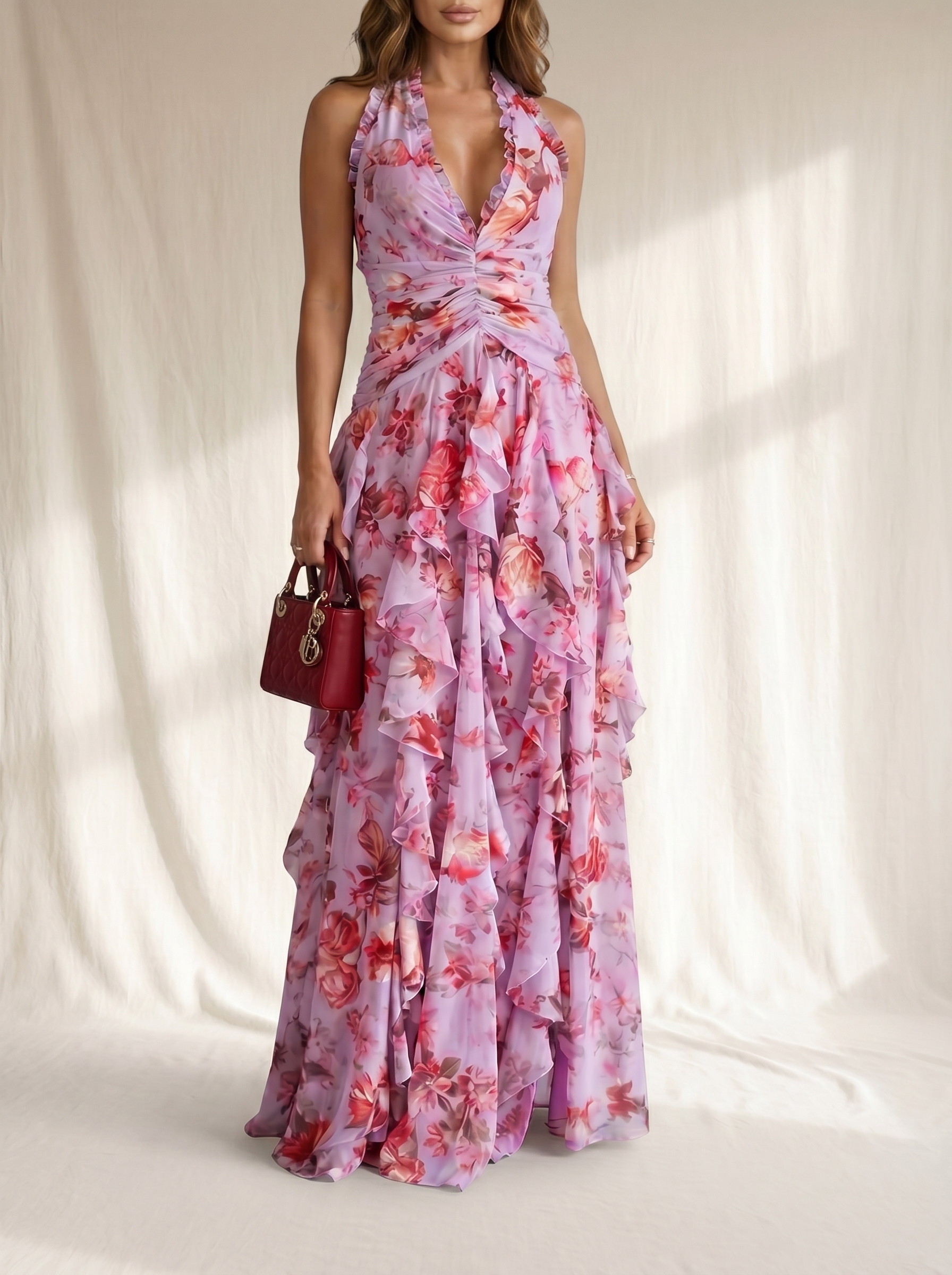 Belladina | Vestido largo romántico con escote halter y cascada de rosas