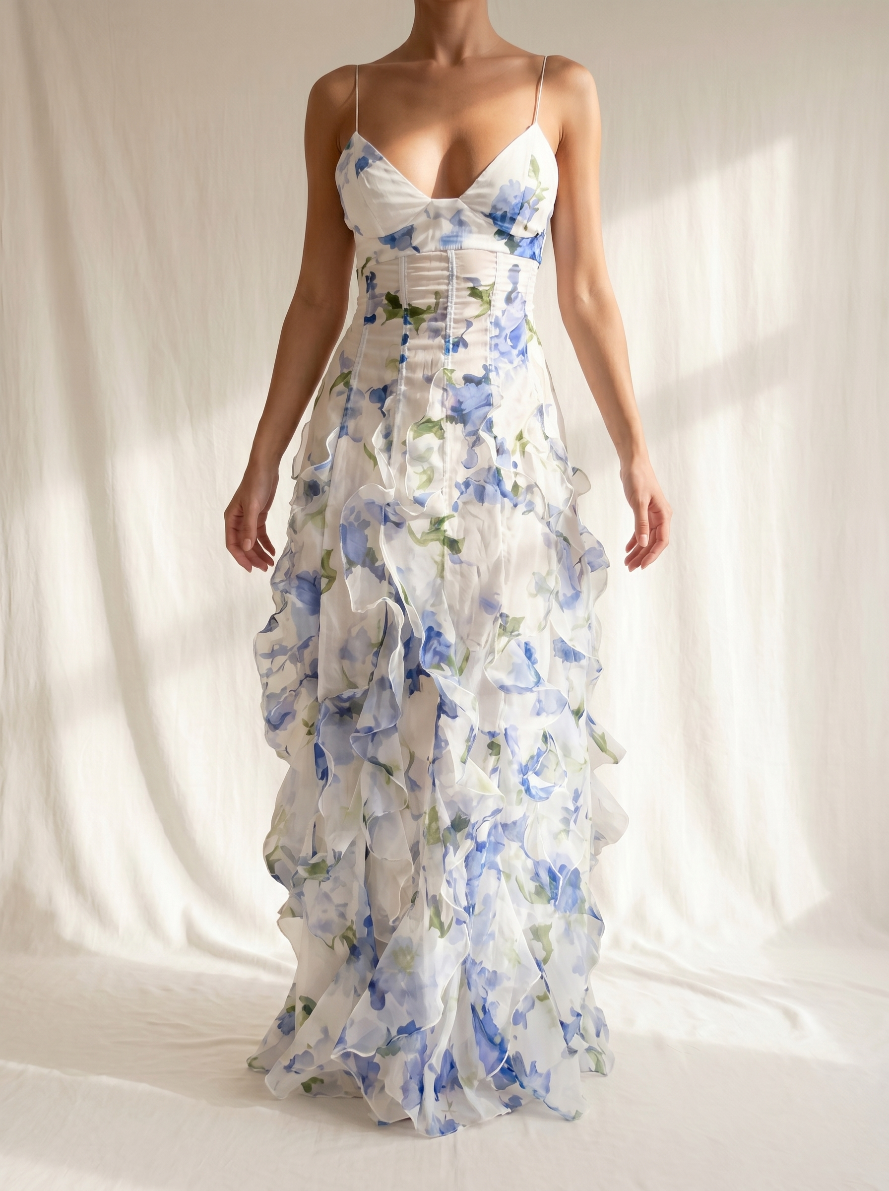 Uri | Vestido midi floral con volantes